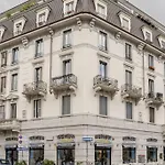 Isola - Strategic Apartment
